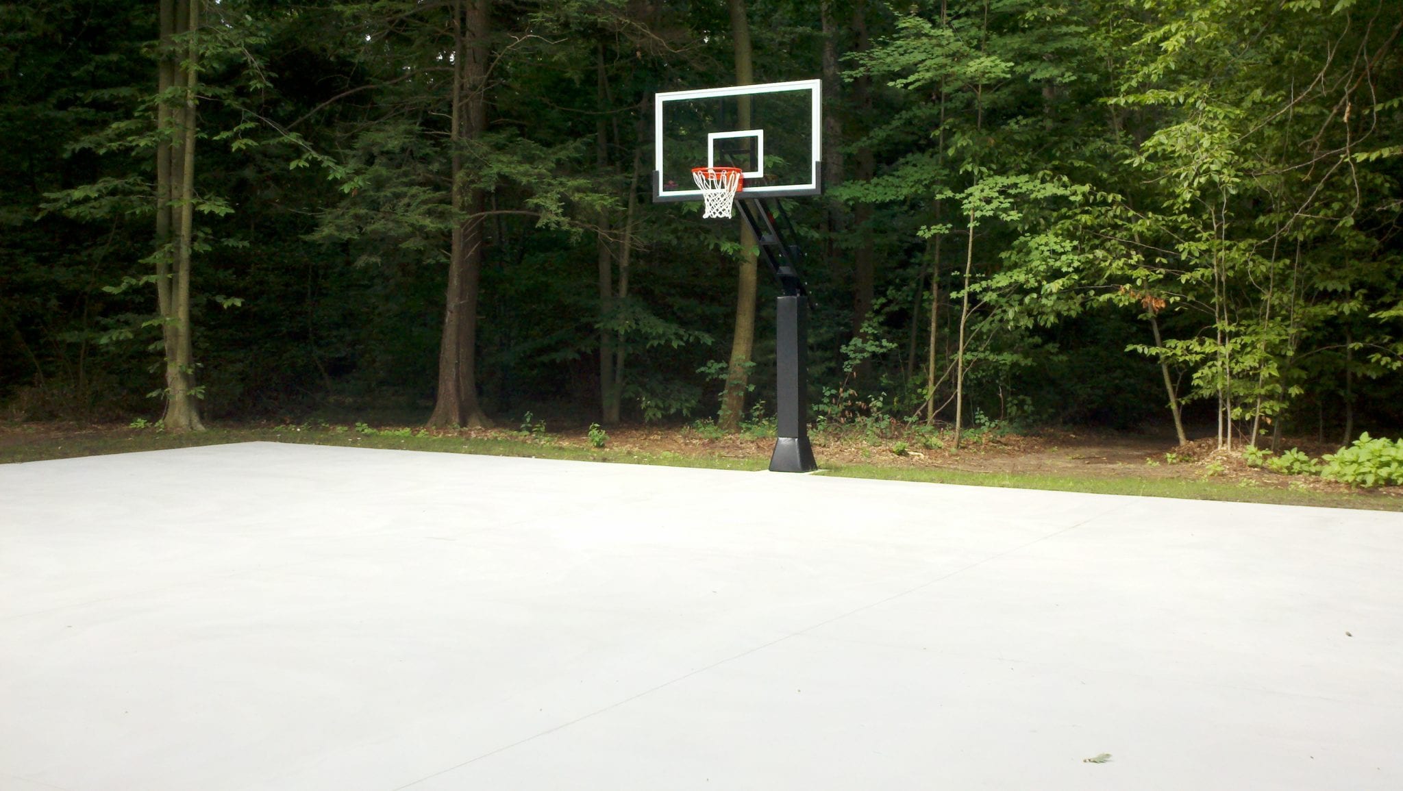 Basketball court line painting
